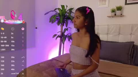 yuliethpetite online show from September 28, 2025, 3:34 am