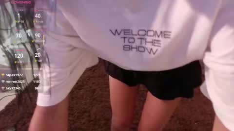 yuliethpetite online show from November 4, 2025, 12:43 am