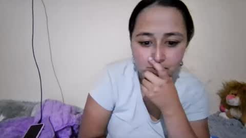 yulyorozco2020 online show from May 31, 2026, 4:31 am