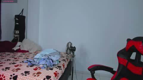 yumi_hanna online show from April 8, 2026, 2:11 am