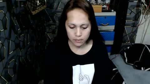 yumi online show from January 13, 2026, 1:38 pm