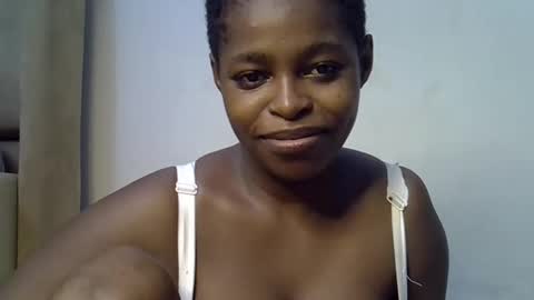 yummy_boobs01 online show from March 24, 2026, 6:24 pm