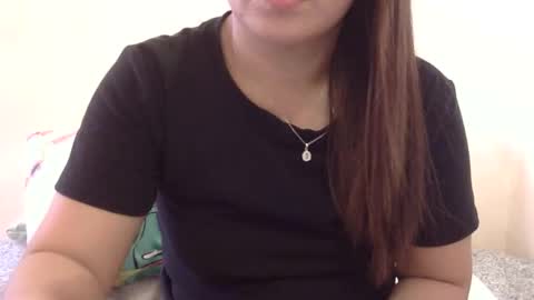 yummyclaya online show from March 11, 2026, 5:02 am