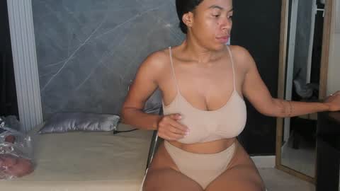 Yummyduo online show from February 8, 2025, 11:55 am