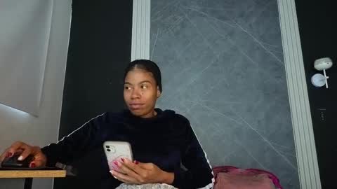 Yummyduo online show from October 1, 2025, 12:11 pm