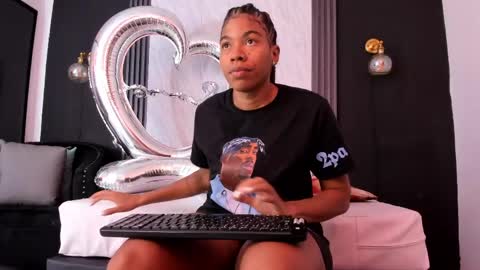 Yummyduo online show from April 11, 2026, 12:09 pm