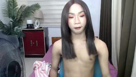 ashley online show from December 22, 2025, 2:25 pm