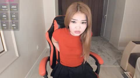 YunLi online show from June 8, 2026, 3:23 pm