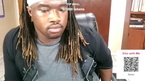 Snapshot of yungbbcbro chatting on January 4, 2025, 4:44 am Octavian online show from January 4, 2025, 4:44 am