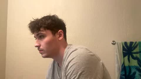 yungstudbev online show from January 8, 2025, 4:55 am