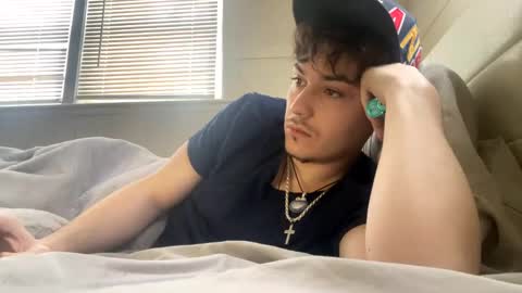 yungstudbev online show from February 2, 2025, 3:07 pm