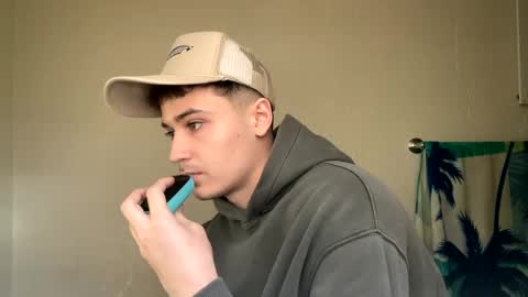 yungstudbev online show from February 18, 2025, 9:09 pm