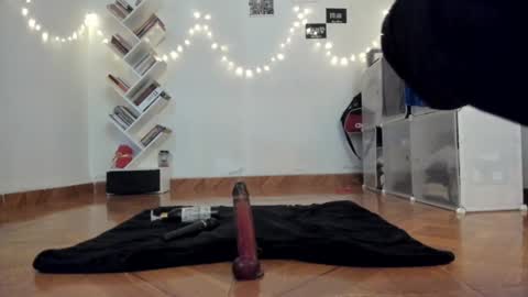 paola online show from December 16, 2024, 8:26 pm