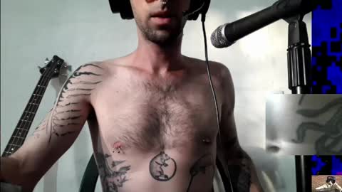 Yuumi online show from December 1, 2024, 11:04 pm