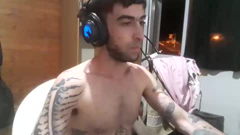 Yuumi online show from November 10, 2025, 6:12 am