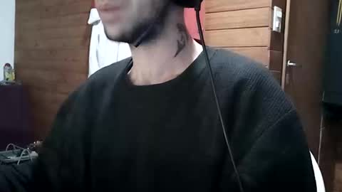 Yuumi online show from April 6, 2026, 5:19 am