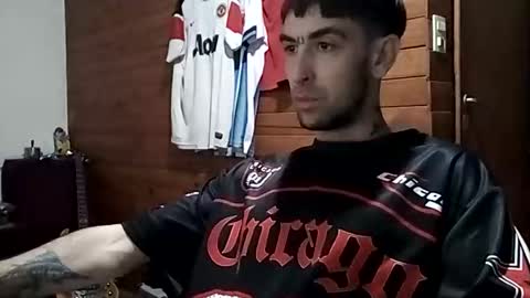 Yuumi online show from April 7, 2026, 1:06 am