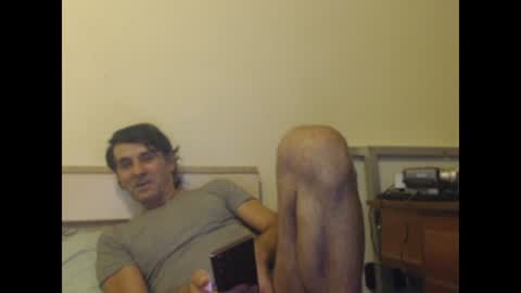 Snapshot of yvesstorm5 chatting on January 19, 2025, 8:41 pm yvesstorm5 online show from January 19, 2025, 8:41 pm