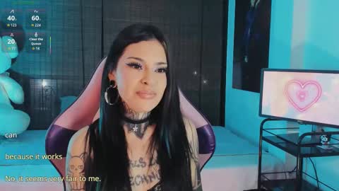 Snapshot of z_e_t_h_a chatting on November 8, 2025, 5:40 am tazzie online show from November 8, 2025, 5:40 am