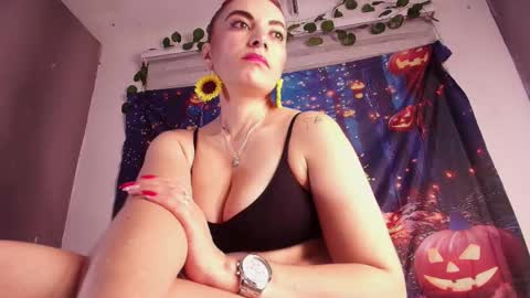 Zoe  online show from October 19, 2025, 3:07 am