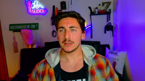 Snapshot of zach_rhyder chatting on May 11, 2026, 2:28 am Zach Rhyder online show from May 11, 2026, 2:28 am