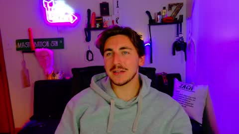 Snapshot of zach_rhyder chatting on May 13, 2026, 2:09 am Zach Rhyder online show from May 13, 2026, 2:09 am