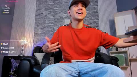 zack_joness10 online show from April 2, 2026, 5:05 am