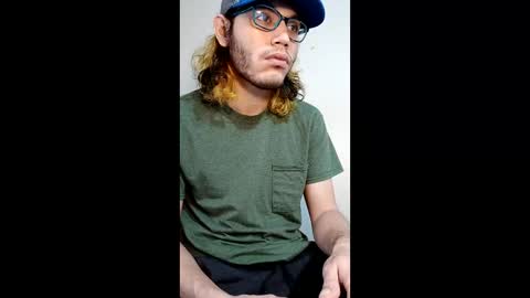 Snapshot of zacthefeetguy chatting on February 15, 2026, 4:36 pm ZactheFeetGuy online show from February 15, 2026, 4:36 pm