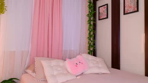   online show from December 2, 2025, 2:06 am