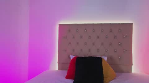 Zafiro Brown online show from November 12, 2025, 11:54 am