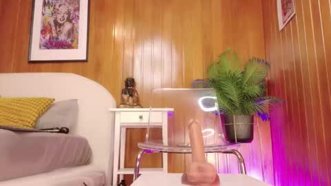 Karina  online show from January 16, 2026, 10:25 pm