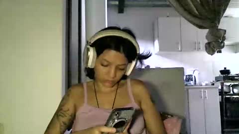 Snapshot of zafiro_rubi chatting on June 3, 2026, 3:50 pm Zafiro online show from June 3, 2026, 3:50 pm