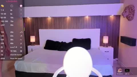 zafirolong online show from September 12, 2025, 11:43 am