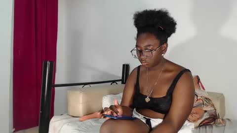 Snapshot of zahhysims chatting on January 9, 2025, 10:52 am zahhy online show from January 9, 2025, 10:52 am