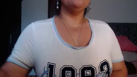 Zahi ... wants to play with everyone...yessss online show from November 6, 2025, 2:40 pm