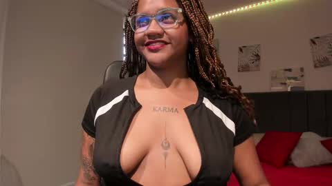 zahra_rose online show from March 3, 2025, 11:44 am