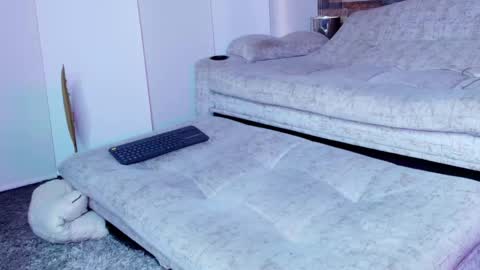 INSTAGRAM yormanfit7 online show from September 13, 2025, 11:32 am