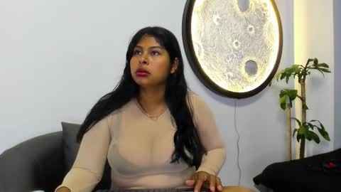 Snapshot of zaira_17 chatting on November 10, 2025, 3:49 am Zaira online show from November 10, 2025, 3:49 am