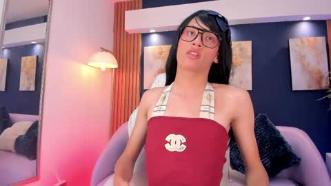 Zaira  online show from June 4, 2026, 8:15 pm