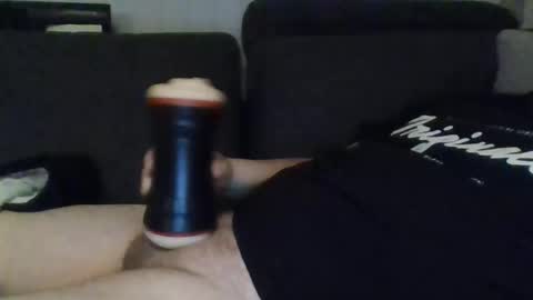 Snapshot of zakksten chatting on November 24, 2025, 11:26 pm Zakk online show from November 24, 2025, 11:26 pm