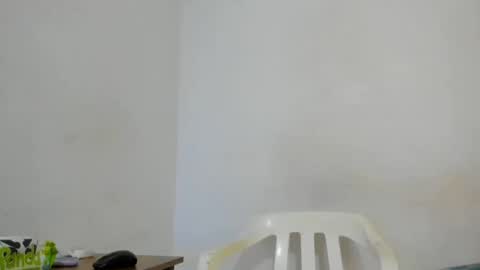Snapshot of zamara__ chatting on February 25, 2025, 9:24 pm Zamara   online show from February 25, 2025, 9:24 pm