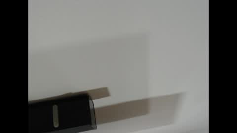 Snapshot of zaphiro__skye chatting on May 8, 2026, 8:41 am Skye online show from May 8, 2026, 8:41 am