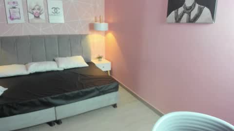 Zara Sweet  online show from January 9, 2026, 12:19 pm