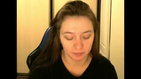 Snapshot of zara_golden chatting on January 11, 2025, 5:10 am chaturcum online show from January 11, 2025, 5:10 am