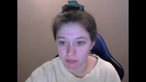 Snapshot of zara_golden chatting on January 20, 2025, 9:35 am chaturcum online show from January 20, 2025, 9:35 am