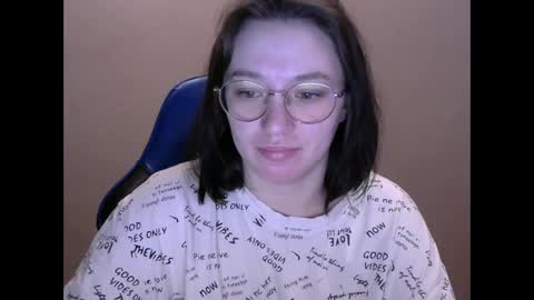 Snapshot of zara_golden chatting on February 21, 2025, 2:39 am chaturcum online show from February 21, 2025, 2:39 am