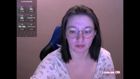 Snapshot of zara_golden chatting on March 9, 2025, 4:22 pm chaturcum online show from March 9, 2025, 4:22 pm