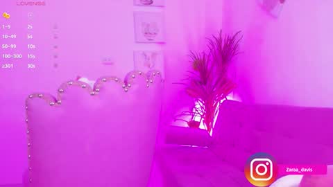 Zara online show from September 23, 2025, 9:18 pm