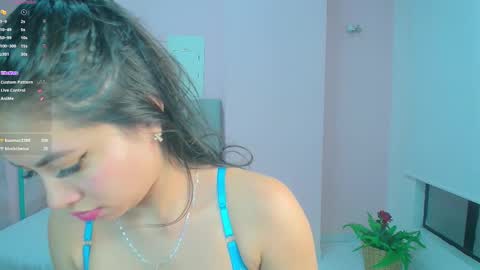 Snapshot of zarah_torres chatting on February 13, 2025, 2:23 am Zarah  online show from February 13, 2025, 2:23 am