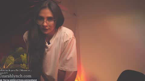 Miss Lynch   Next show  2911 online show from January 13, 2025, 1:45 am